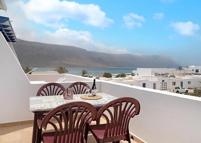 Vista Al Mar, La Graciosa